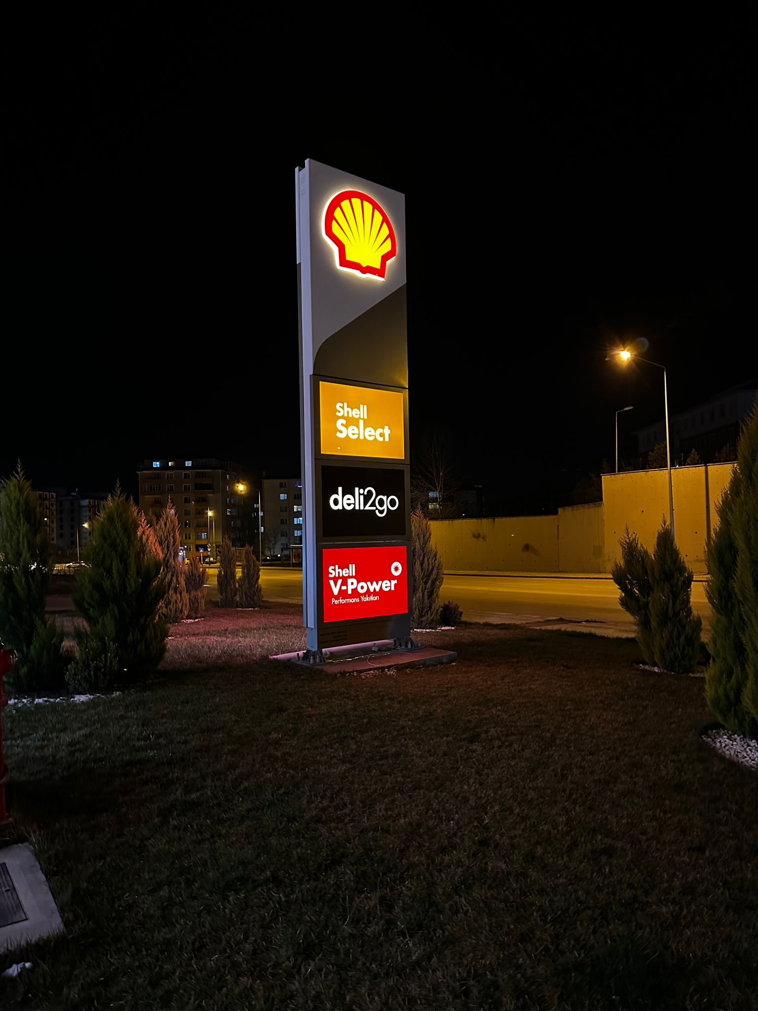 Şükrüpaşa Shell Akaryakıt İstasyonu